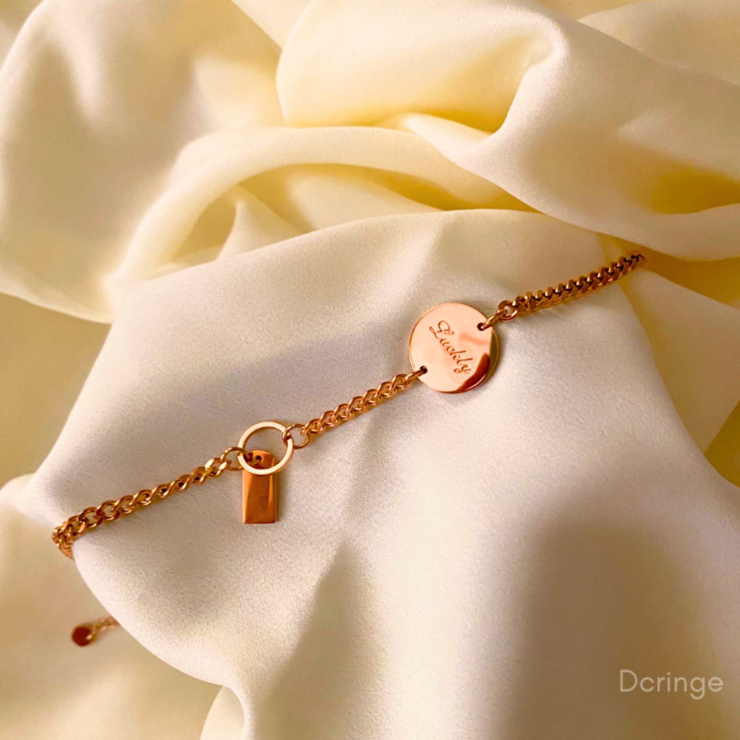 Stylish Lucky Bracelet-Gold
