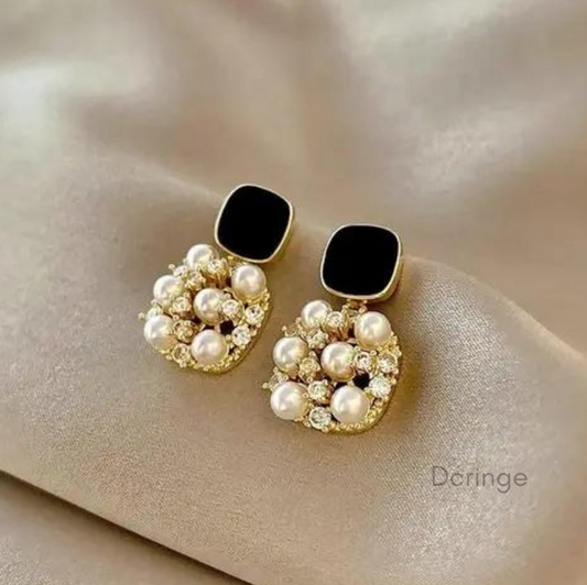 Luxury Style Pearl Stud Earring