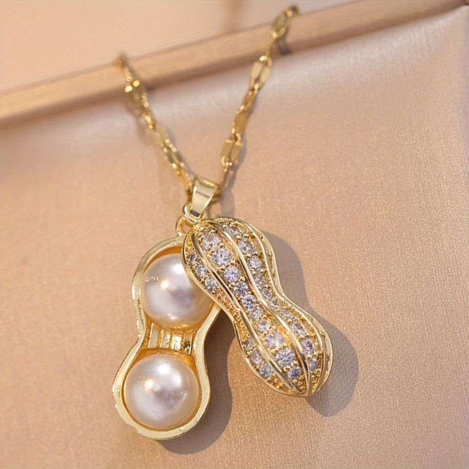 Shell Pearl Necklace