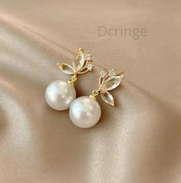 Diamond Leaf Pearl Earring